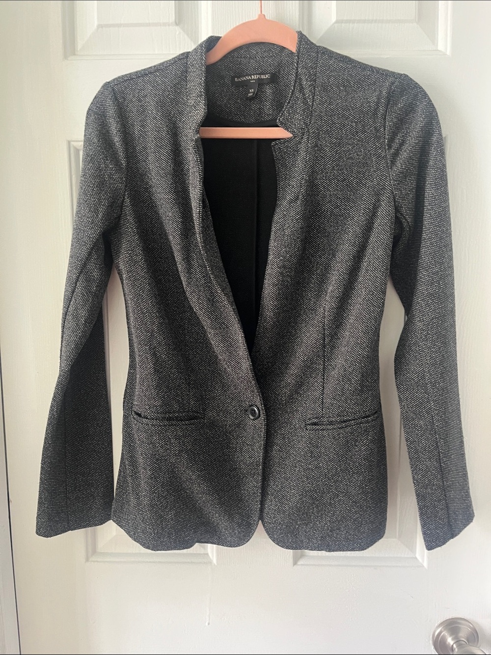 Banana Republic Women's Charcoal Textured One-Button Blazer